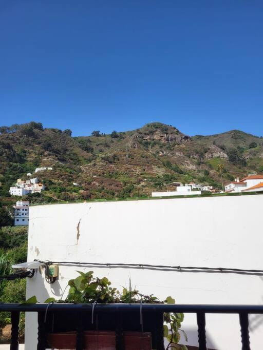 Casa En Teror Centrica Turismo De Ciudad Y Bosques Apartment Bagian luar foto